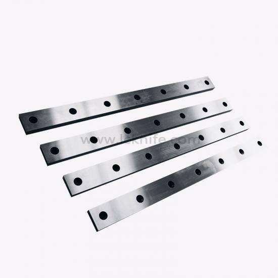 Cách Ngăn Ngừa Biến Dạng và Nứt Gãy Trong Lưỡi Cắt Siêu Dài